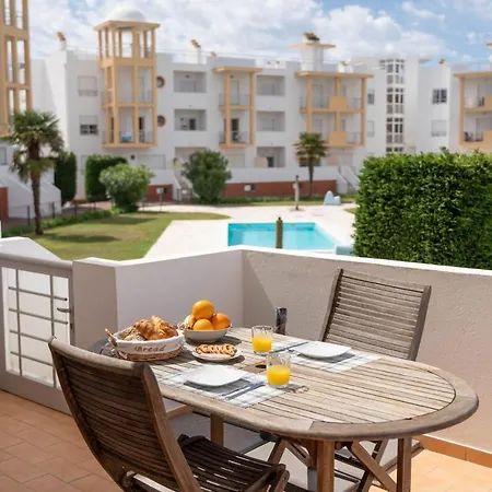 Apartamento The Blue Wave - Privado Com Piscina Nazaré