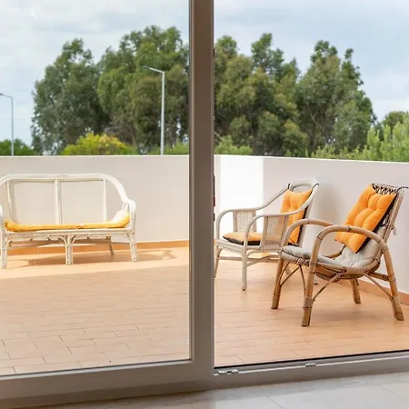 The Blue Wave - Condominio Privado Com Piscina Nazare
